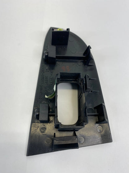 2007-2010 HYUNDAI ELANTRA REAR RIGHT DOOR WINDOW SWITCH TRIM COVER 93580-2H100