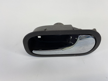 2010-2012 Chevy Malibu Rear Right Back Side Door Inner Handle 15264359