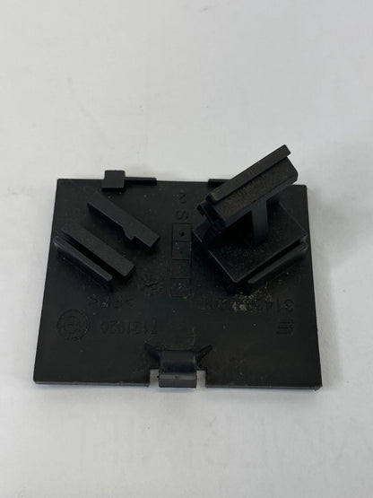 2004-2007 BMW 530I 525I DIAGNOSIS INTERFACE SENSOR COVER TRIM BEZEL 31433-0200