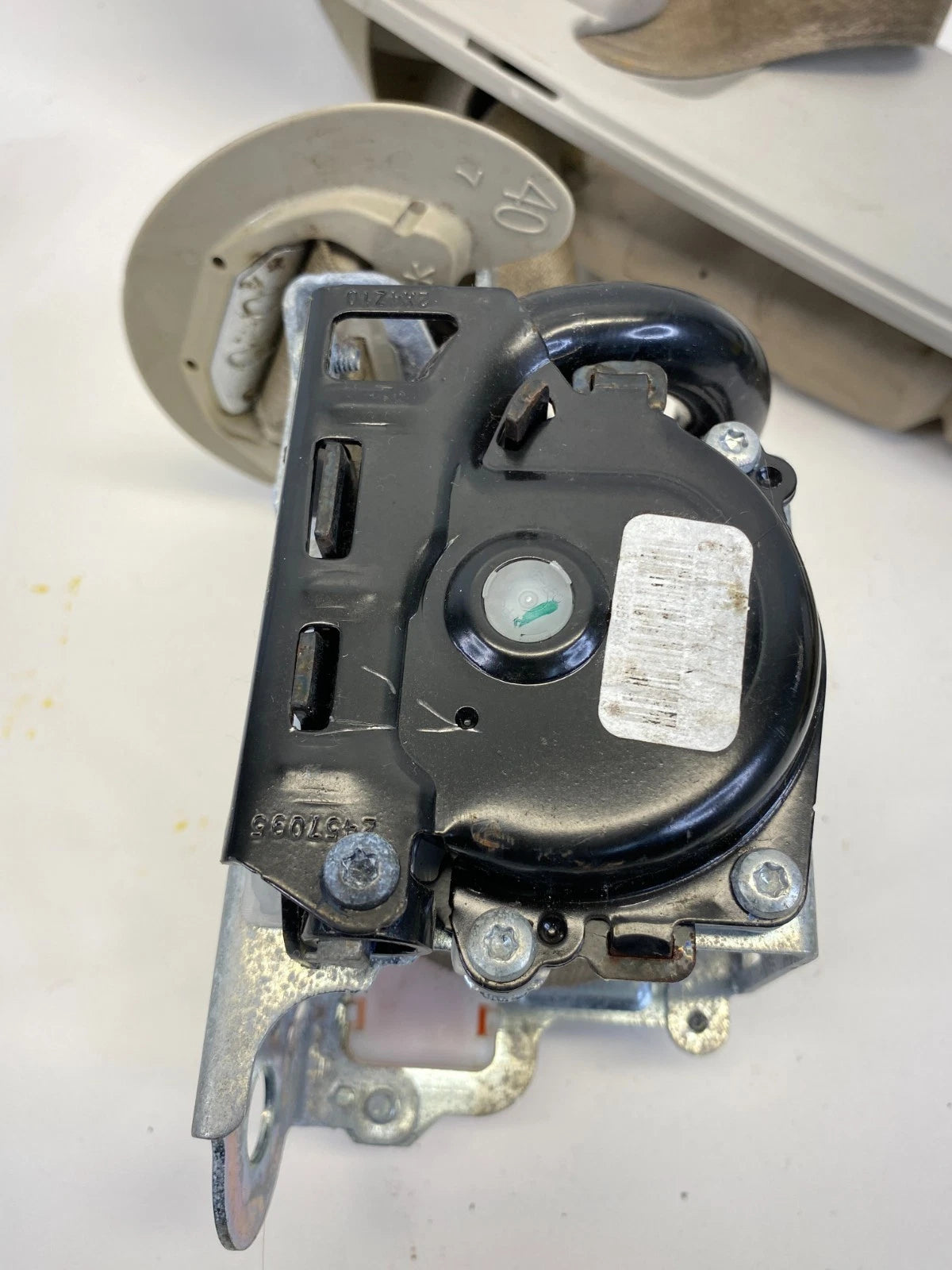2015-2020 NISSAN PATHFINDER FRONT LEFT DRIVER SEAT BELT RETRACTOR OEM 769883JA0A