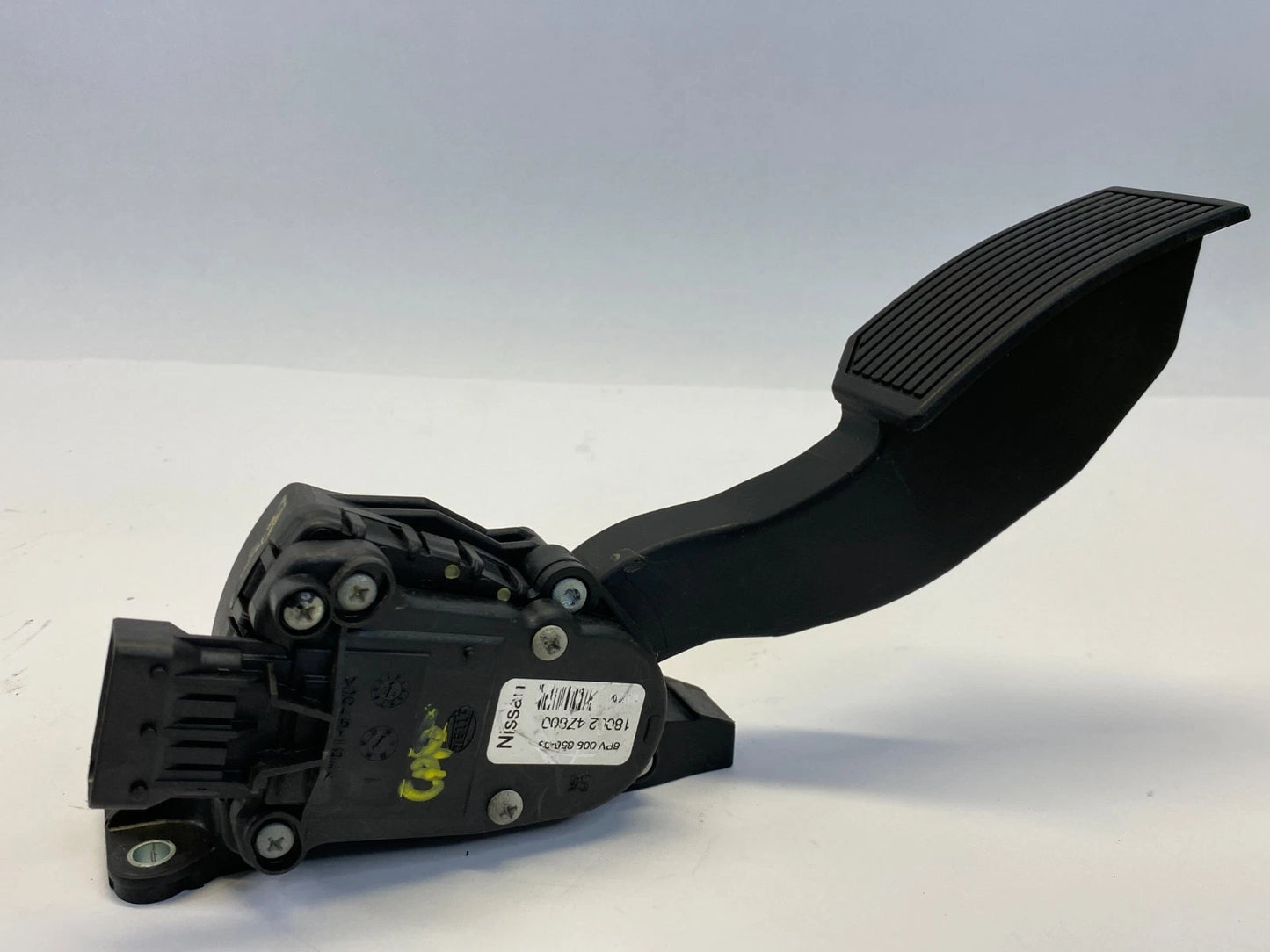 2002-2006 NISSAN ALTIMA 2.5L ACCELERATOR GAS PEDAL ASSEMBLY OEM 18002-4Z800