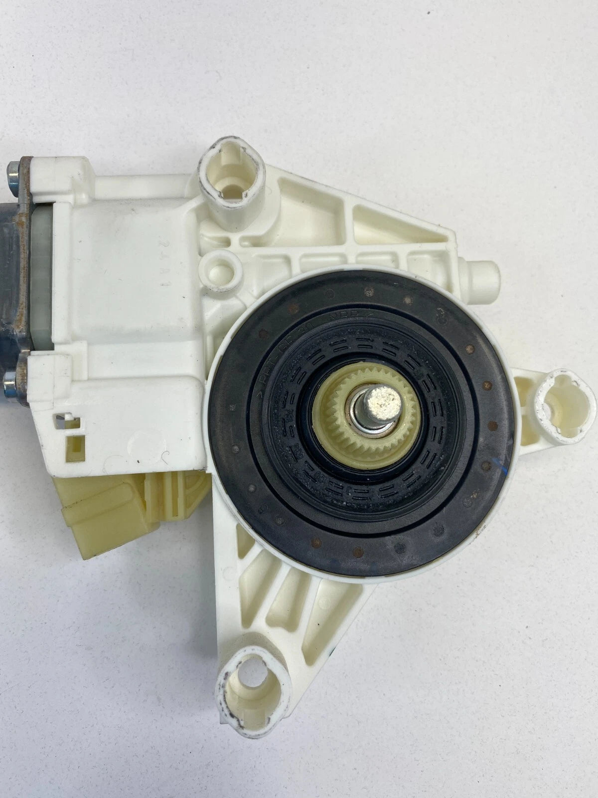 2006-2012 MERCEDES-BENZ R350 FRONT RIGHT SIDE DOOR POWER WINDOW MOTOR 2518200842