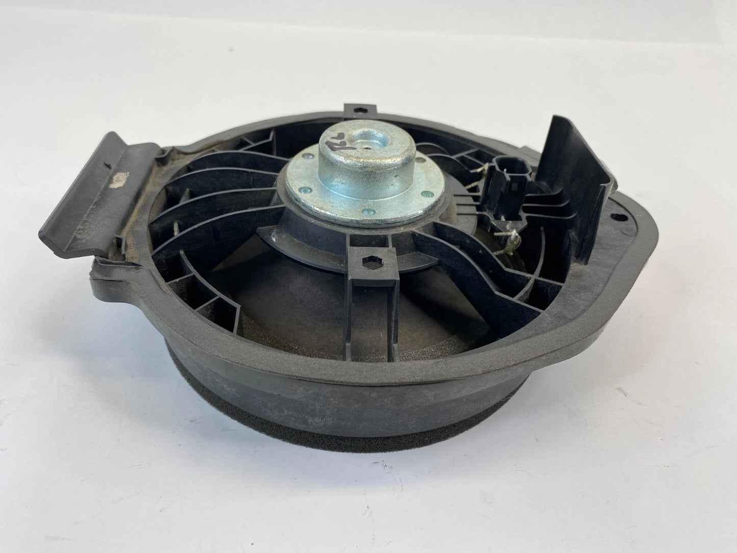 11-16 CHEVROLET CRUZE 11-17 BUICK REGAL REAR LEFT SIDE DOOR SPEAKER AUDIO OEM