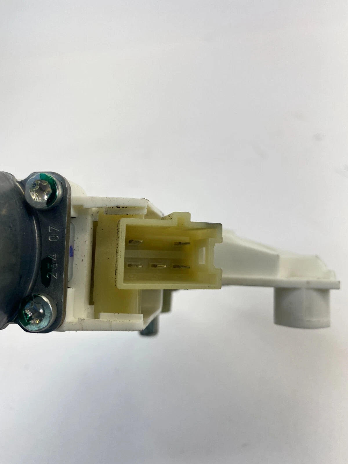 2006-2012 MERCEDES-BENZ R350 FRONT LEFT SIDE DOOR POWER WINDOW MOTOR 0130822273