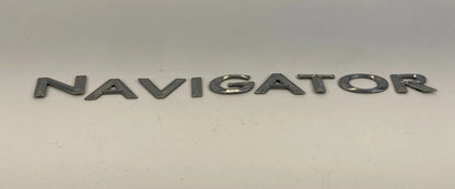 2003-2006 LINCOLN NAVIGATOR FENDER SIDE NAMEPLATE EMBLEM BADGE LOGO CHROME