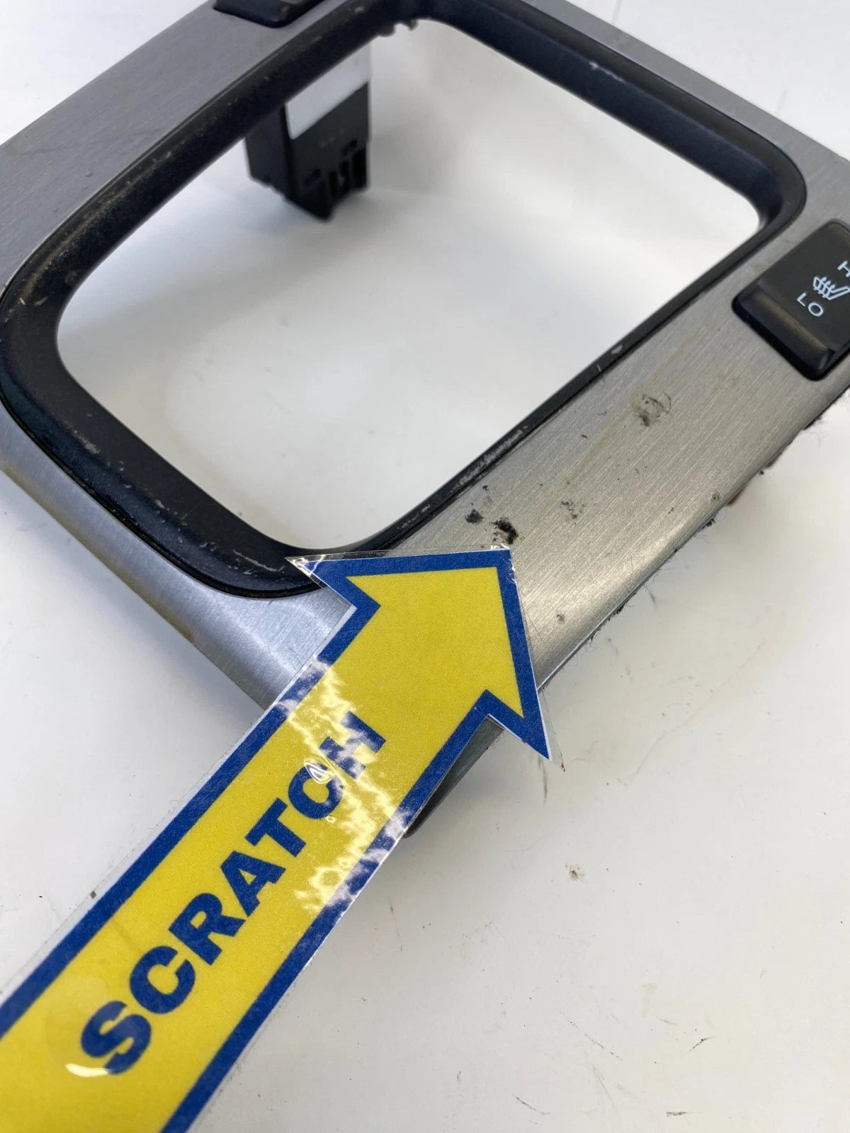 03-07 HONDA ACCORD AUTOMATIC SHIFTER TRIM BEZEL PANEL WITH HEATED SEAT SWITCHES