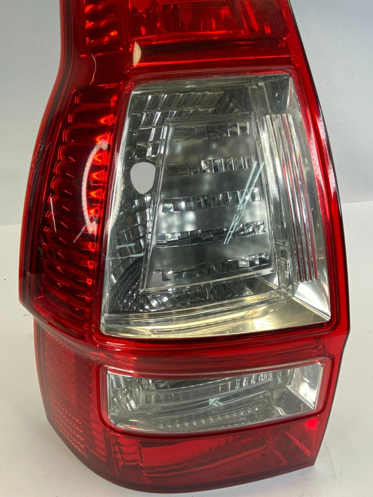 2007-2011 HONDA CR-V CRV REAR LEFT DRIVER TAILLIGHT TAIL LIGHT ASSEMBLY OEM