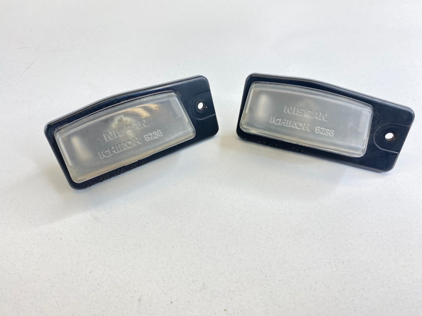 2010 2011 2012 Nissan Sentra Sedan Rear License Plate Light Lamp Set Pair OEM