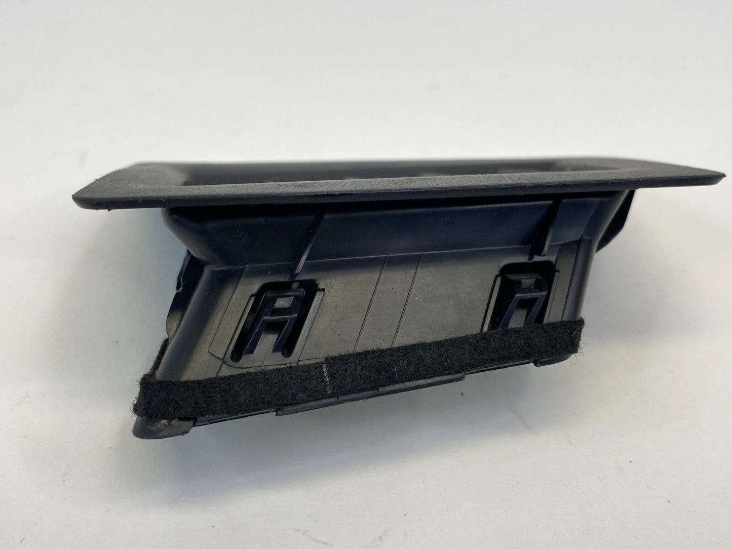 2014-2019 TOYORA COROLLA UPPER DASH LEFT AIR VENT DEFROSTER NOZZLE 55961-02150