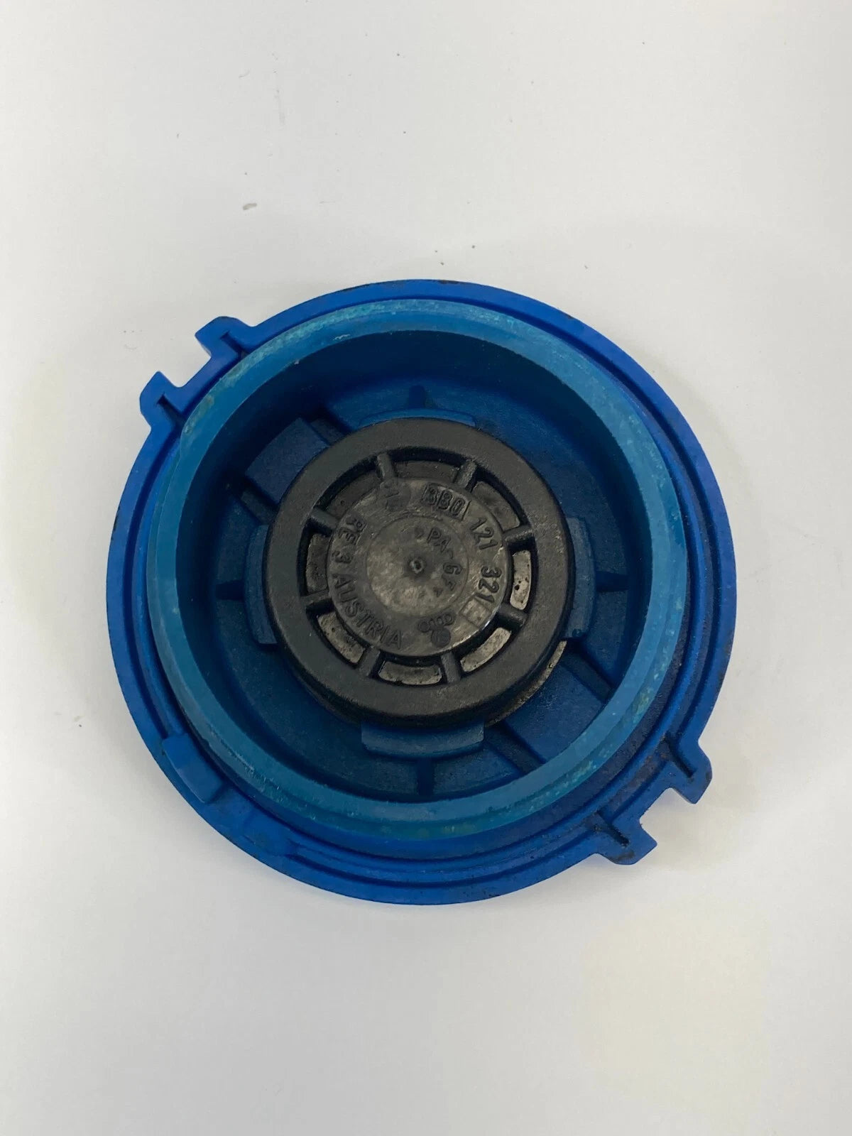2006-2014 VOLKSWAGEN GTI ENGINE RADIATOR FLUID COOLANT RESERVOIR CAP 3B0-121-321