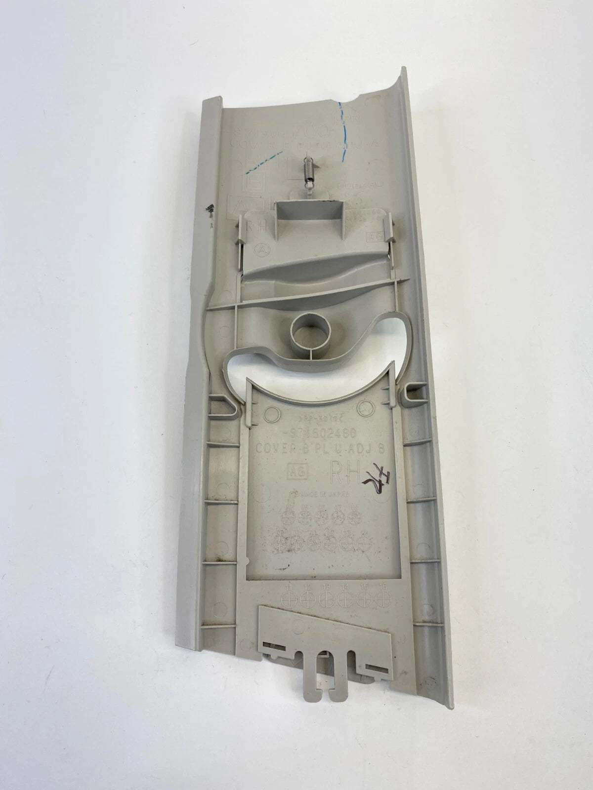 2013 2014 SUBARU OUTBACK FRONT RIGHT SIDE PILLAR SEAT BELT ADJUSTER TRIM COVER