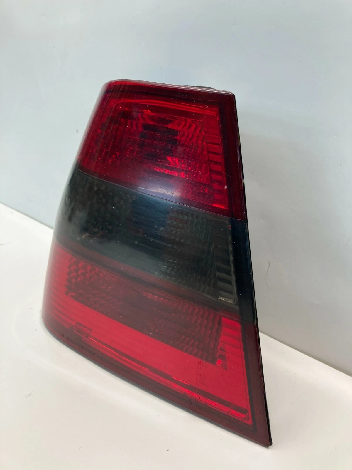 2001 BMW 3-SERIES 325I SEDAN REAR LEFT OUTER TAILLIGHT TAIL LAMP ASSEMBLY