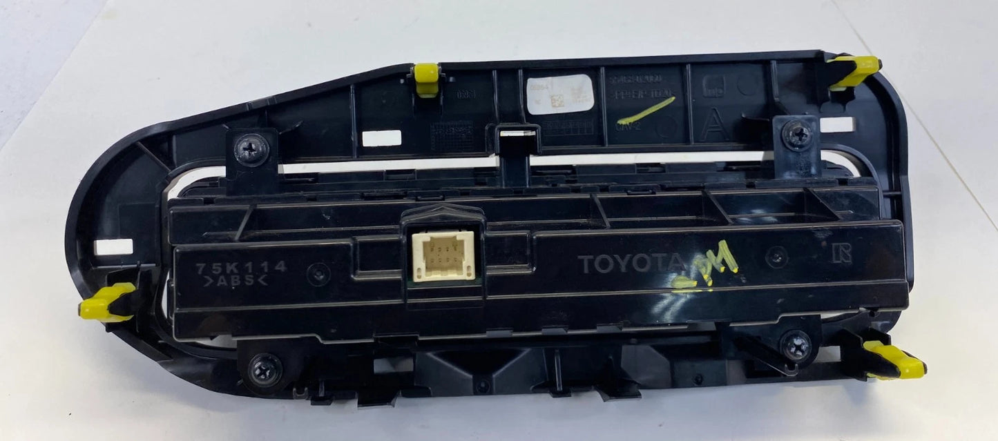 17-19 TOYOTA COROLLA AUTOMATIC CLIMATE CONTROL PANEL AC HEATER OEM 5546802060