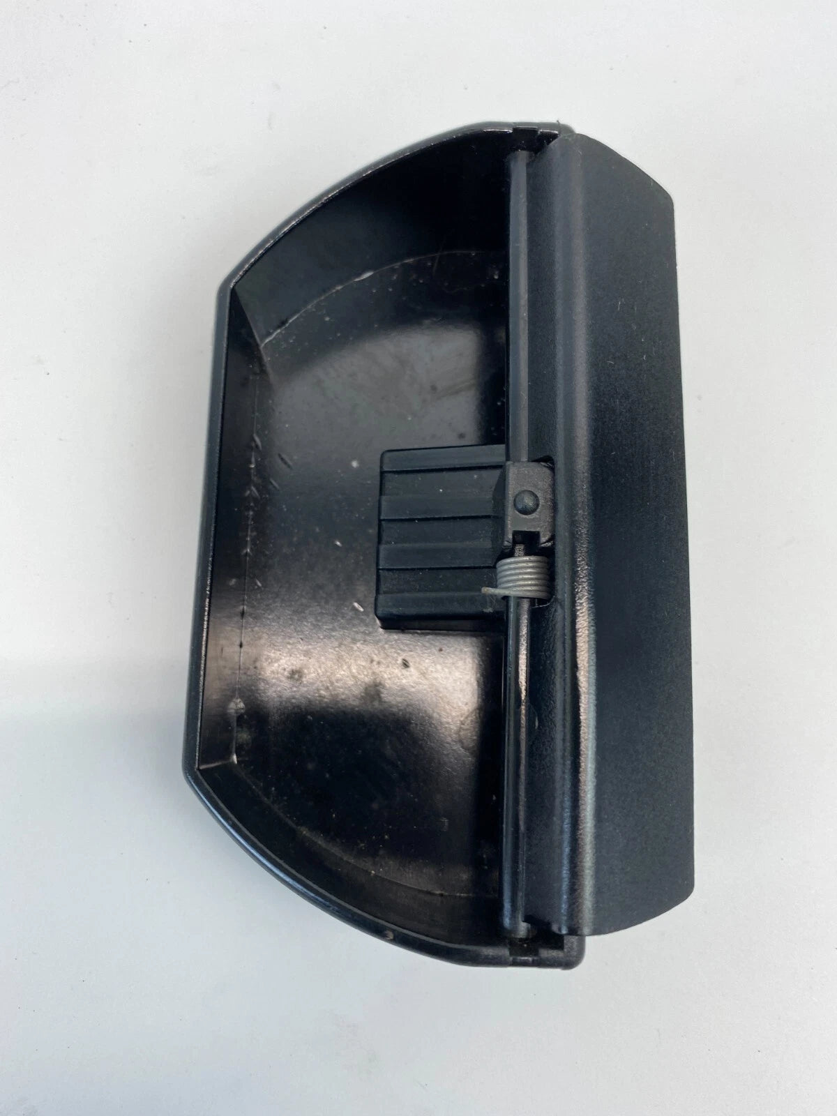 2003 03 LAND ROVER DISCOVERY REAR CENTER CONSOLE ASHTRAY ASH TRAY STORAGE OEM