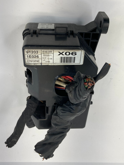 06-11 Hyundai Accent 1.6L L4 Engine Fuse Relay Box Compartment 91203-1E026 OEM