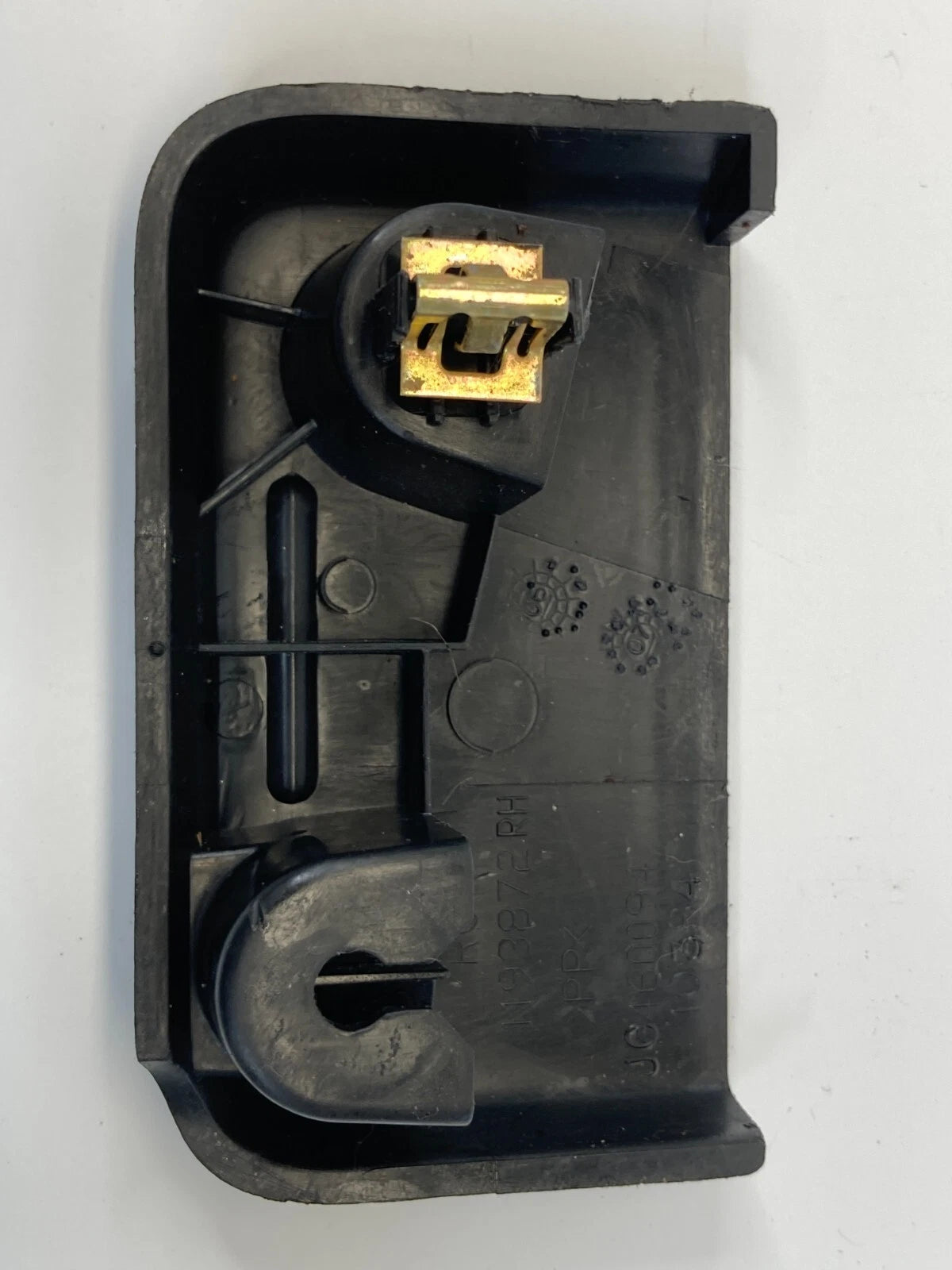 2007-2012 GMC ACADIA RIGHT SIDE SEAT TRACK BOLT COVER END CAP TRIM 1193872RH