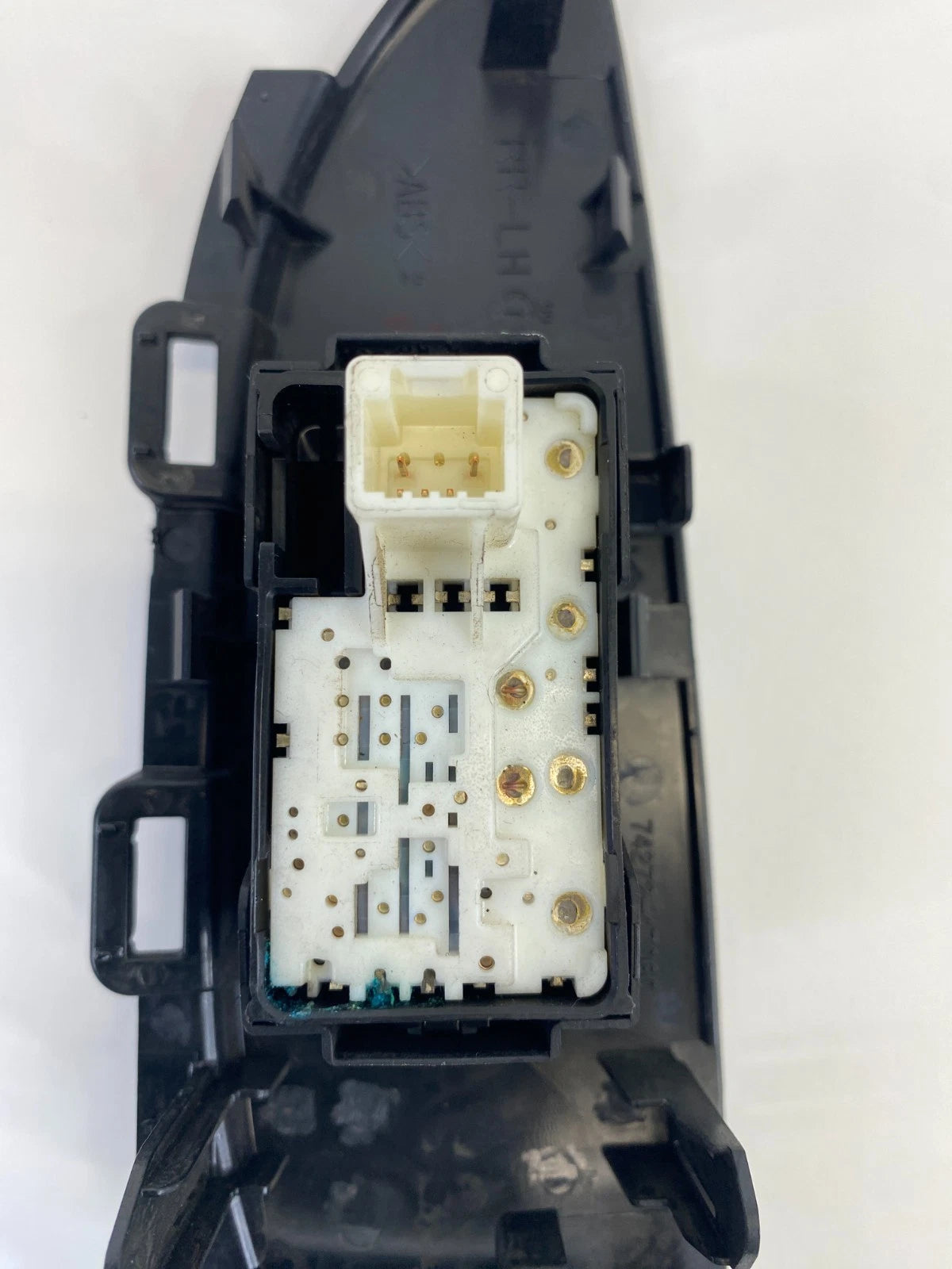 2010-2015 Toyota Prius Rear Left Back Door Window Switch w Bezel 74272-47060