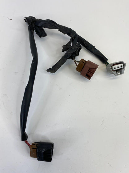 2002-2004 Toyota Camry Front Right Side Headlight Wire Harness Connector Plug