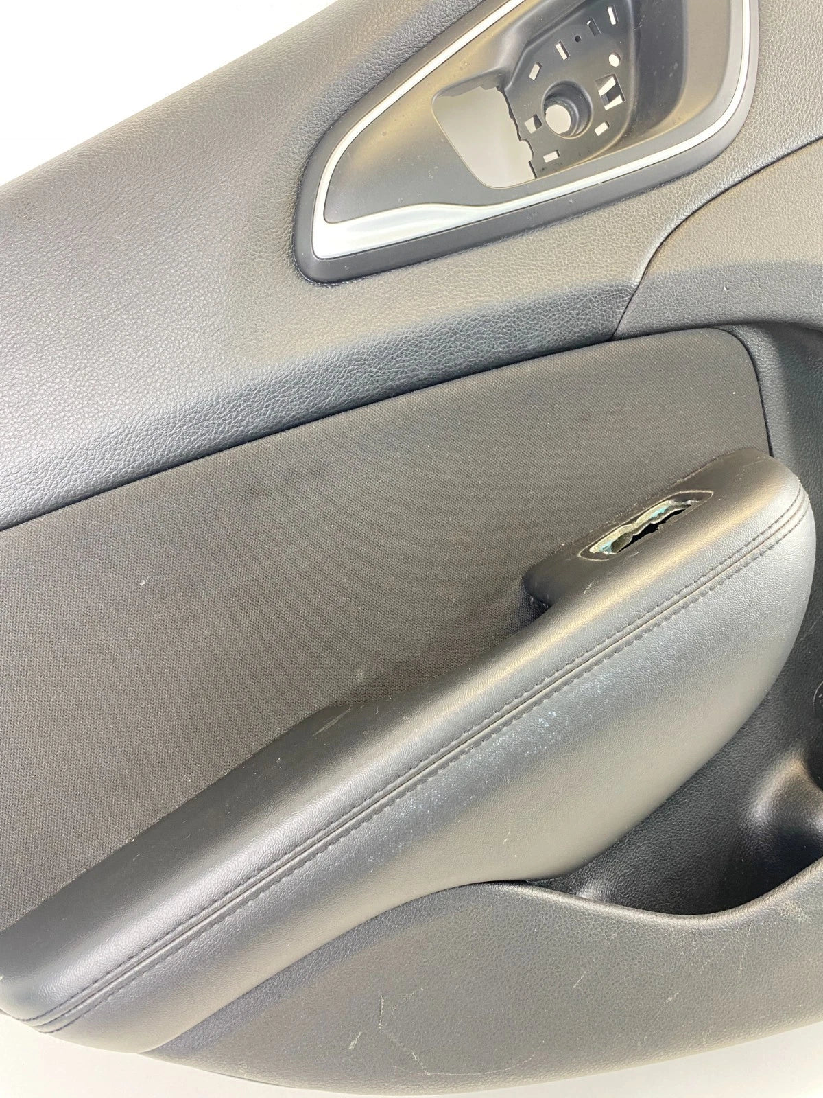 2015-2017 Chrysler 200 Rear Left Side Interior Door Panel Assembly 5MC33DX9AB