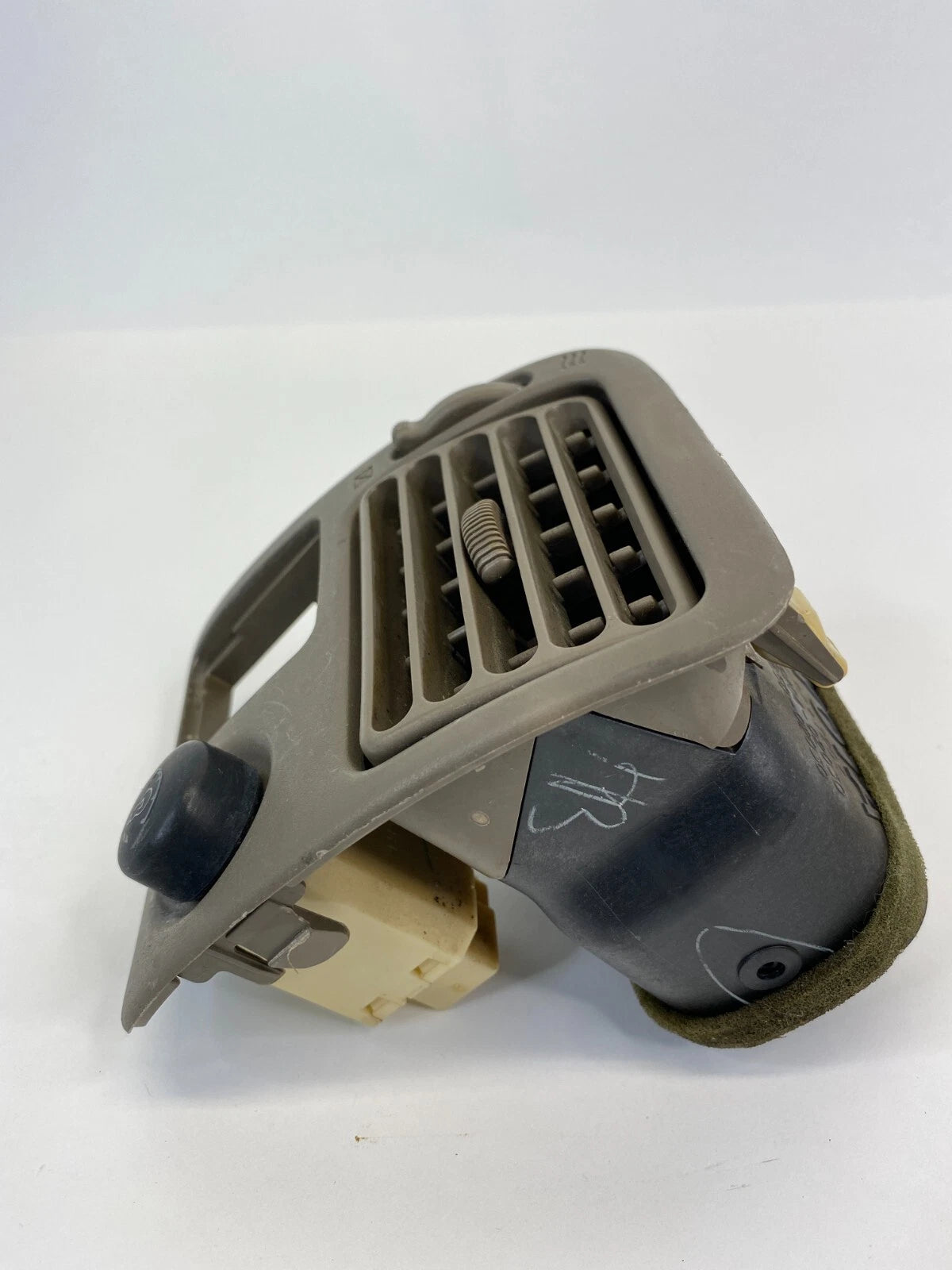 1998-2002 TOYOTA COROLLA DASH LEFT SIDE AC HEAT AIR VENT DUCT GRILL 5540402030