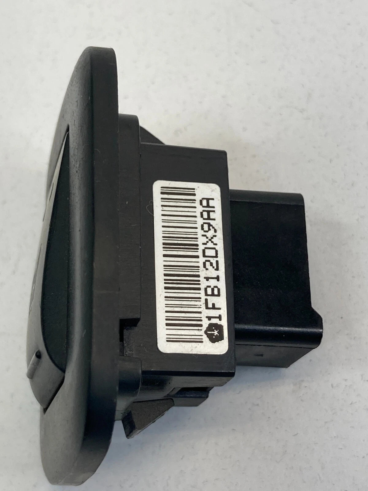 08-10 CHRYSLER TOWN & COUNTRY FRONT RIGHT SEAT HEATED CONTROL SWITCH 1FB12DX9AA