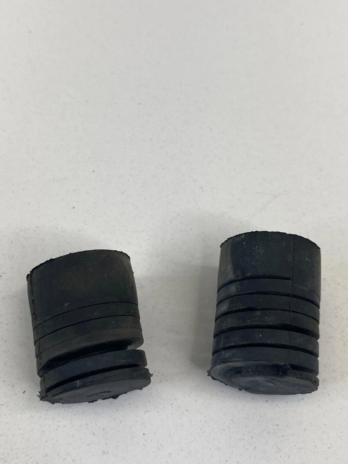 1992-2001 TOYOTA CAMRY FRONT HOOD RUBBER BUMPER STOPPER ADJUSTMENT CUSHION