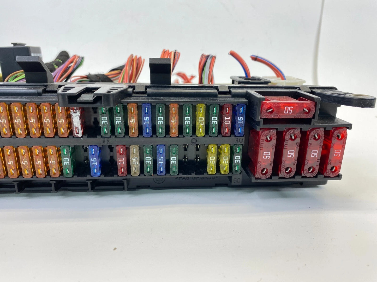 1995-2005 LAND ROVER RANGE ROVER 4.4L AT INTERIOR UNDER DASH FUSE RELAY BOX OEM