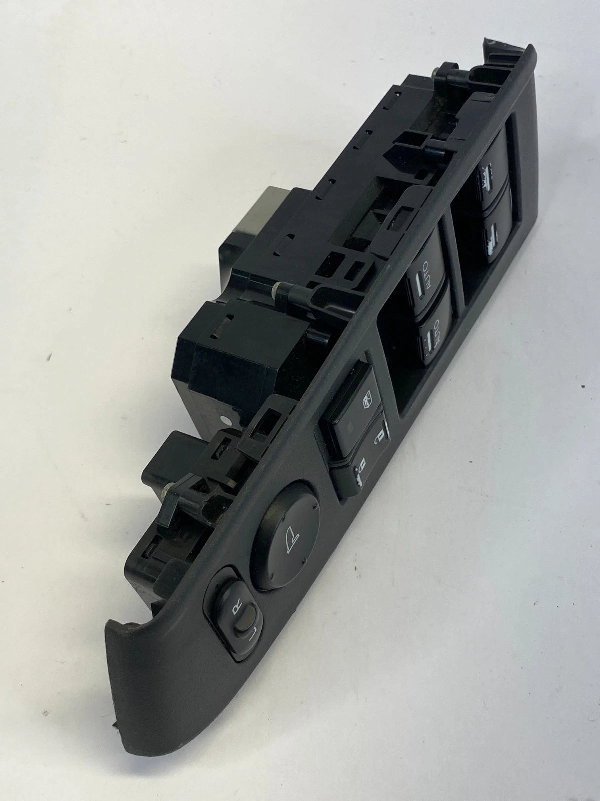 2008-2012 HONDA ACCORD SEDAN FRONT LEFT DOOR POWER MASTER WINDOW CONTROL SWITCH