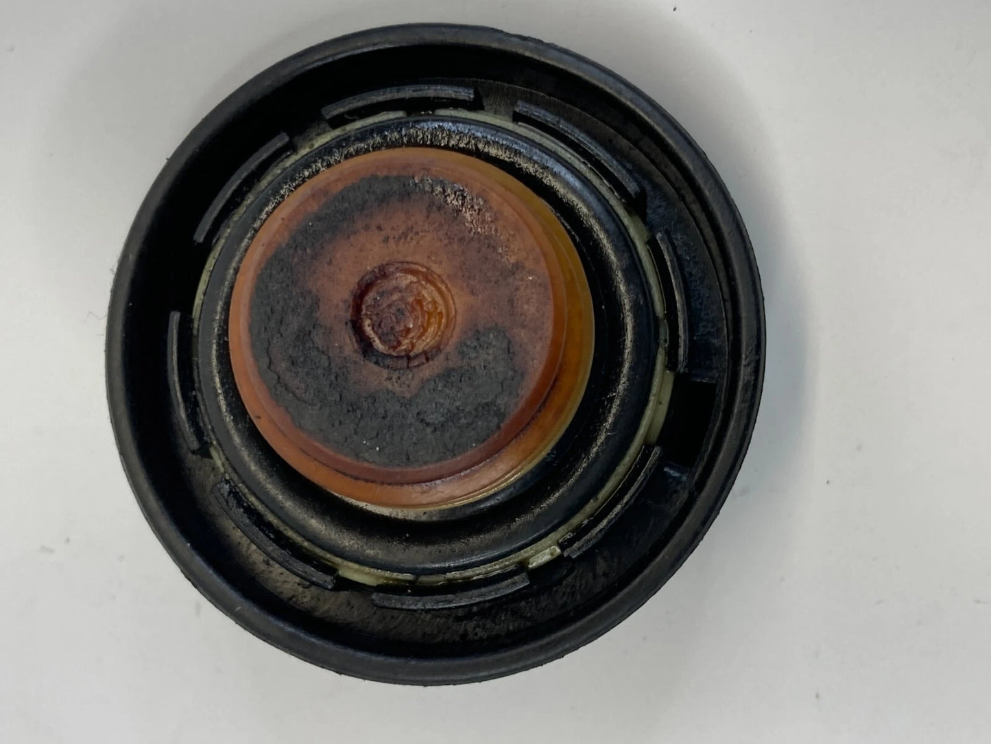 2010-2023 KIA FORTE 2.0L ENGINE OIL FILLER FLUID CAP COVER LID SAE 5W-20 OEM