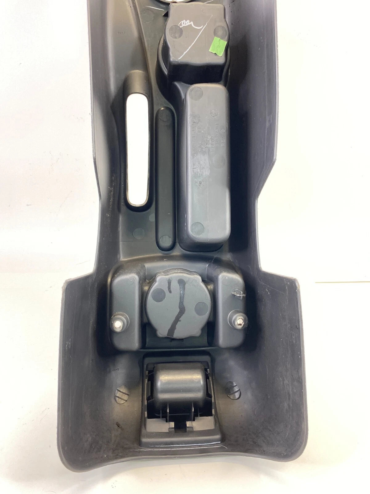 2003-2005 CHRYSLER PT CRUISER FRONT FLOOR CENTER CONSOLE TRIM BEZEL ASSEMBLY OEM