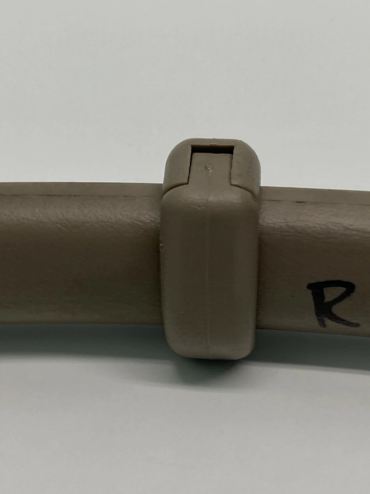 1998-2002 HONDA ACCORD SEDAN REAR RIGHT INTERIOR GRAP GRAB HANDLE ASSIST BAR