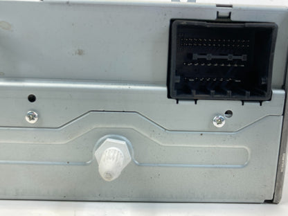 2010 10 GMC Terrain AM /FM CD MP3 Radio Receiver Assembly 20854719 OEM