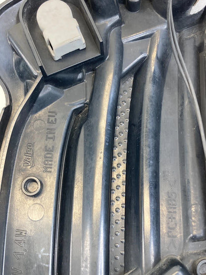 2011 2012 2013 Volvo S60 Front Right Side Marker Daytime Running Light OEM