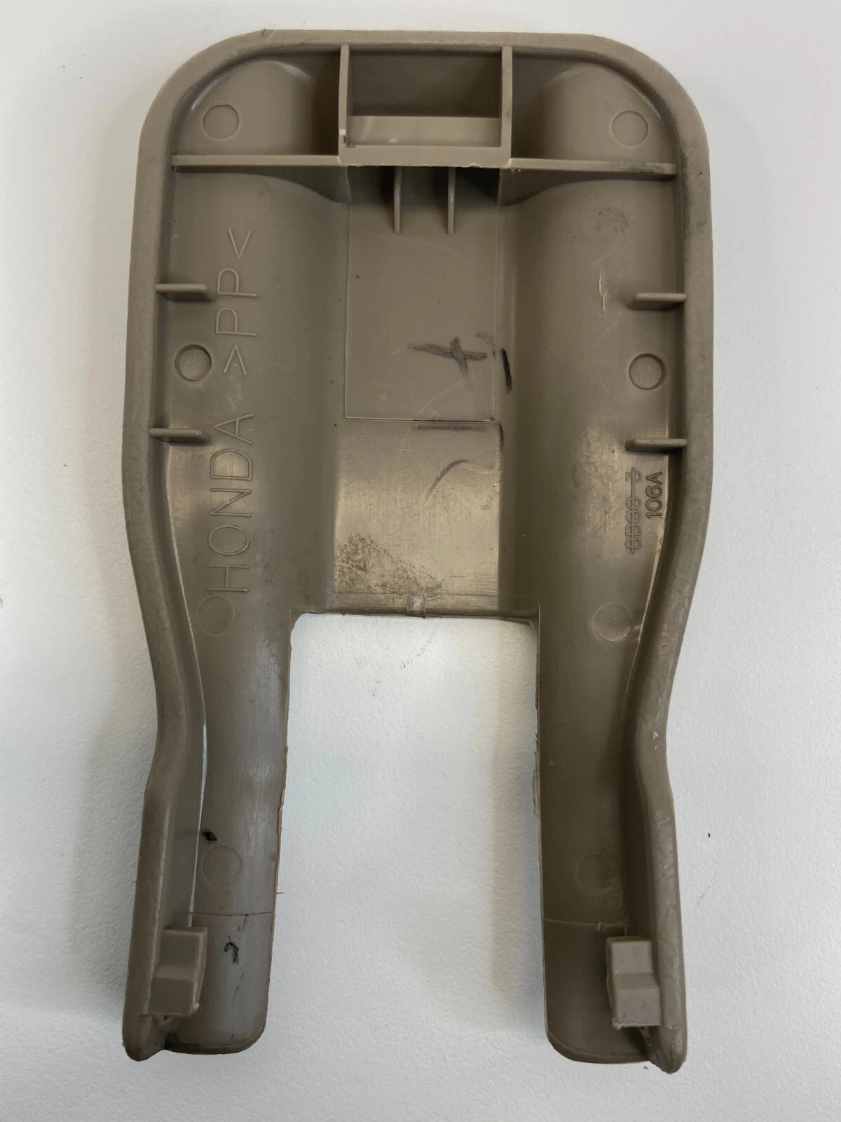 1999 2000 2001 2002 ACURA RL FRONT RIGHT SEAT TRACK END COVER CAP TRIM PANEL OEM