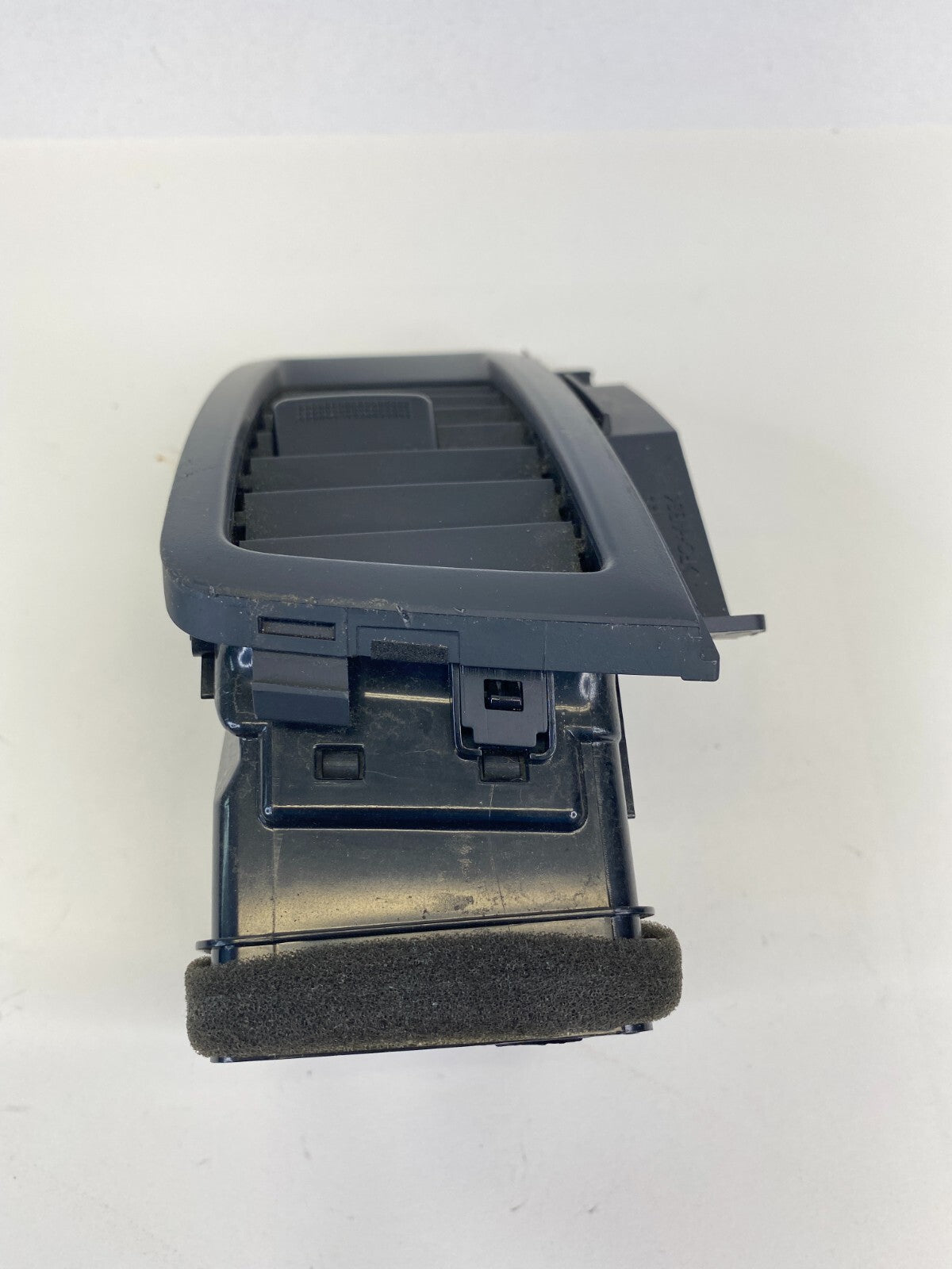 2010-2013 Kia Soul Dash Center Right A/C Heater Air Vent Grille 97420-2K000 OEM