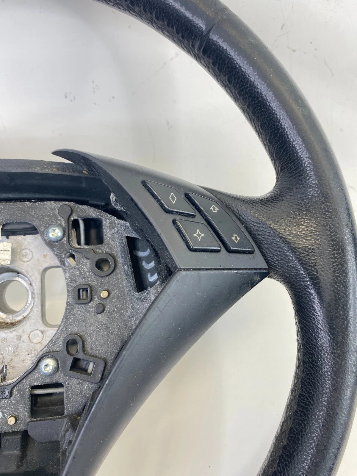 2006 2007 BMW 525i Driver Steering Wheel w/ Controls Switch Assembly OEM