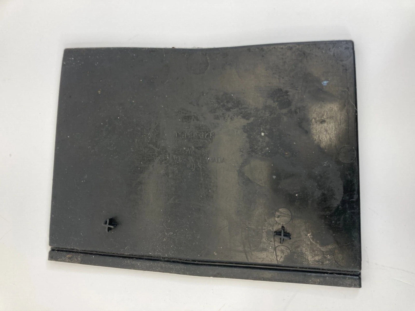 2003-2006 CHEVROLET AVALANCHE 1500 CENTER CONSOLE RUBBER MAT INSERT TRAY OEM