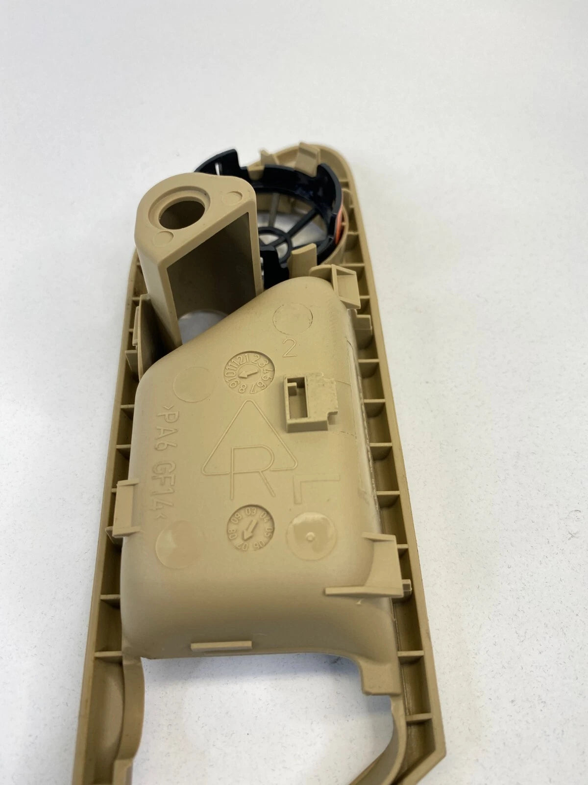 2006-2012 MERCEDES-BENZ R350 REAR LEFT INNER DOOR HANDLE BEZEL TRIM MOUNTING OEM