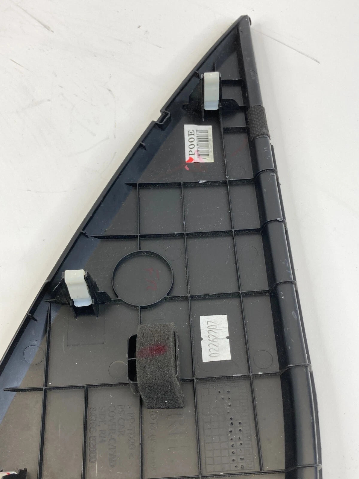 2014-2019 KIA SOUL DASHBOARD SIDE END CAP COVER FRONT RH OEM FACTORY 84766-B2000