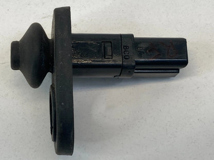 05-10 KIA SPORTAGE FRONT RIGHT DOOR AJAR JAMB LIGHT COURTESY CONTROL SWITCH OEM