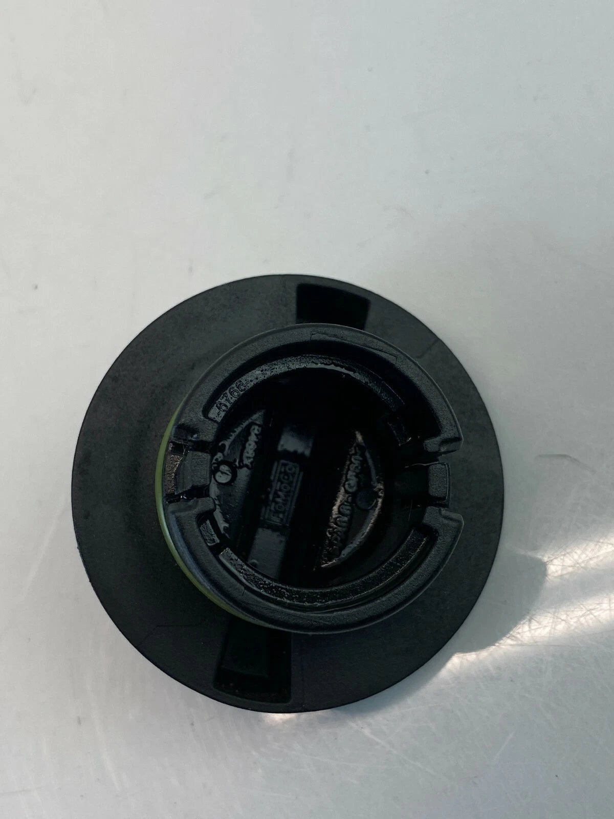 2000-2018 FORD FOCUS 2.0L ENGINE OIL FILLER FLUID CAP LID COVER SAE 5W-20 OEM