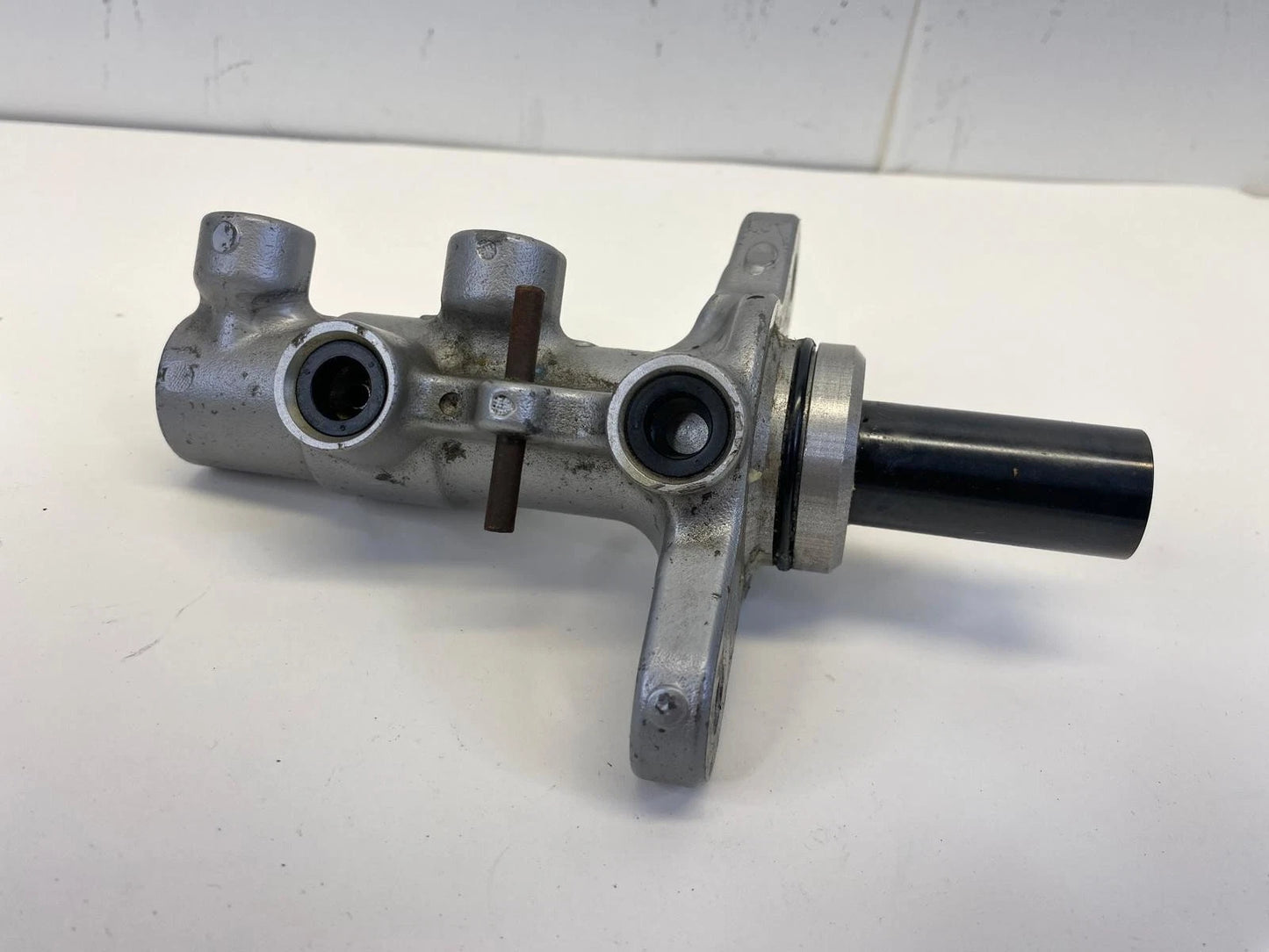2016-2020 HONDA CIVIC COUPE 1.5L L4 A/T FWD POWER BRAKE MASTER CYLINDER ASSY OEM