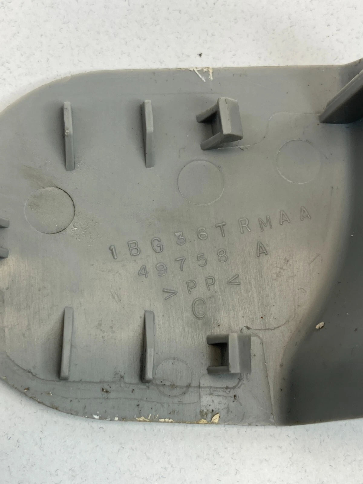07-09 DODGE CALILBER FRONT RIGHT PASSENGER INTERIOR DOOR PANEL CAP 1BG36TRMAA