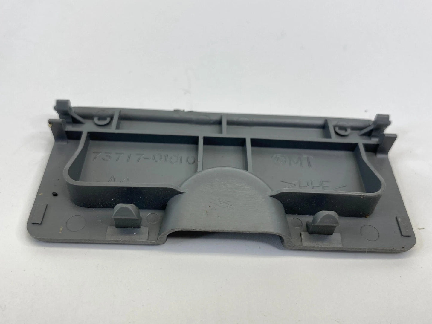 2009 10 11 12 2013 TOYOTA MATRIX HBCK CHILD ANCHOR SEAT COVER TRIM 73717-01010