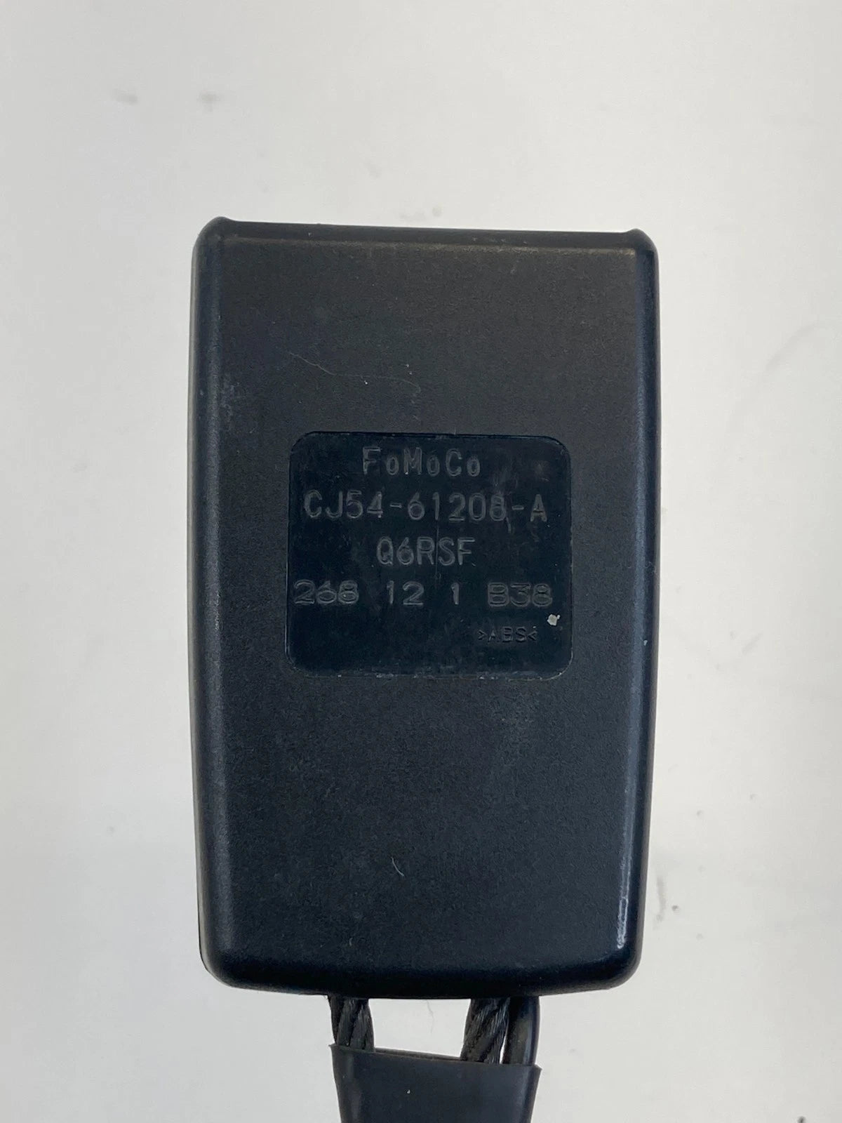 2013-2015 FORD ESCAPE FRONT RIGHT SIDE SEAT BELT BUCKLE CJ54-61208-A