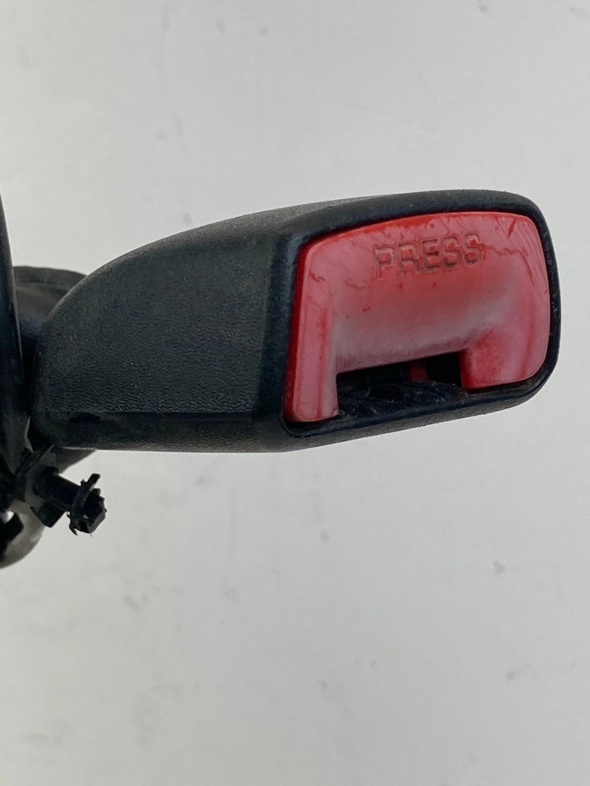 2007-2012 NISSAN ALTIMA FRONT LEFT DRIVER SEAT BELT BUCKLE RECEPTACLE OEM