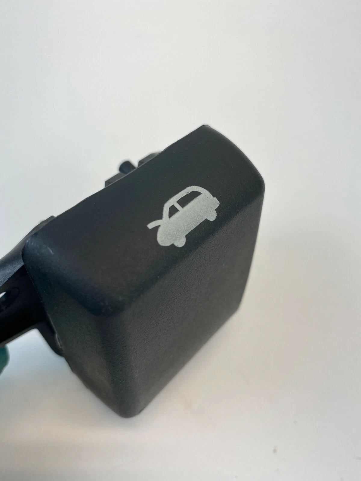 2008-2010 DODGE GRAND CARAVAN TOWN & COUNTRY HOOD RELEASE PULL HANDLE OPENER OEM