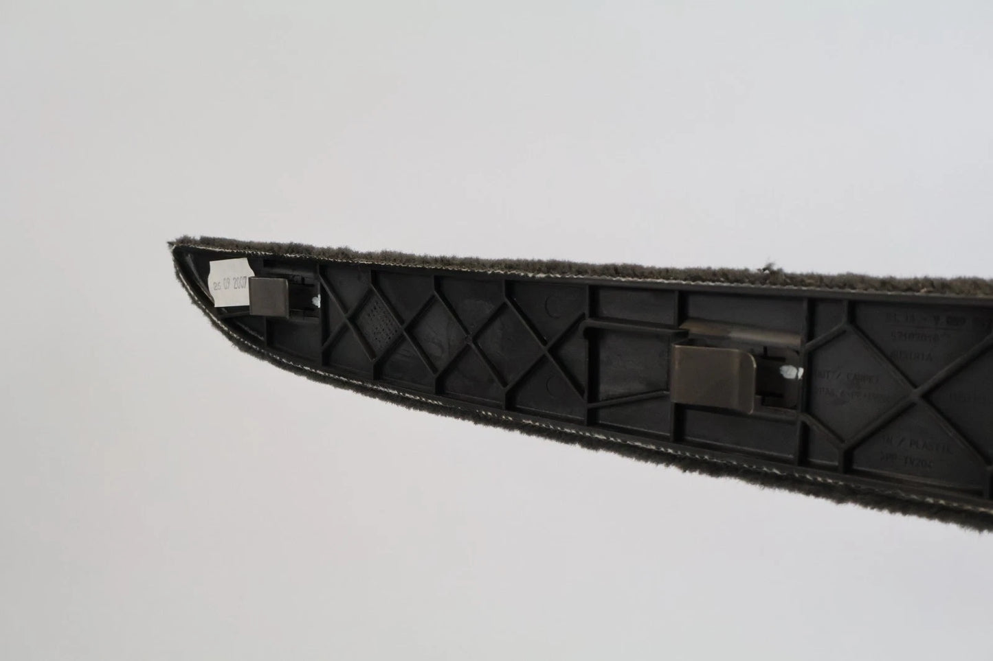 2008 BMW 535XI 08-10 BMW 535I RIGHT SIDE CENTER CONSOLE CARPET TRIM BEZEL COVER