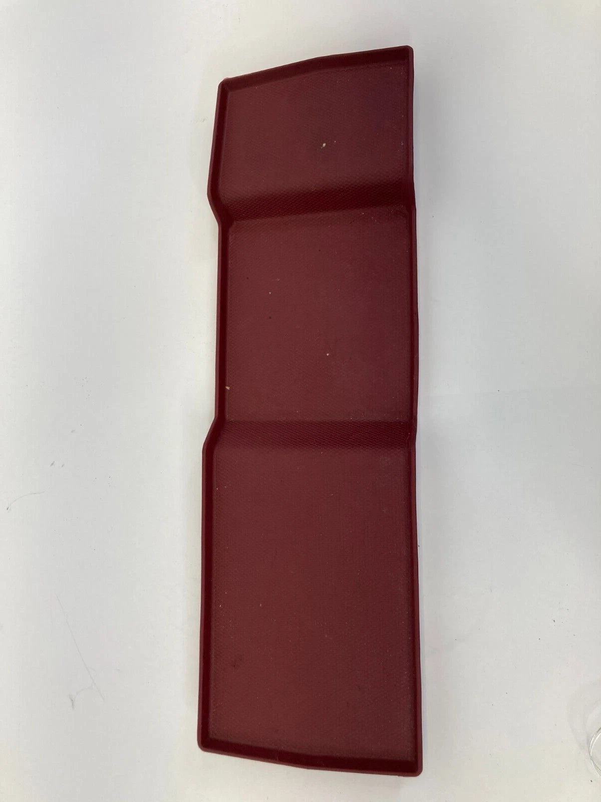 10-15 CHEVROLET EQUINOX CENTER CONSOLE STORAGE FLOOR LINER RUBBER MAT AKE31579