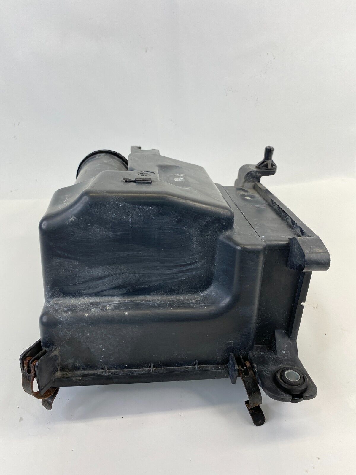 07-12 Hyundai Elantra Sedan 2.0L Lower Air Intake Cleaner Box Cover 28112-2H100